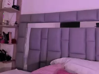 Nadia-saadiK1's Live Sex Cam Show