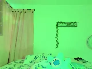 Angeline-7's Live Sex Cam Show