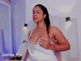 Danna01ross's Live Sex Cam Show