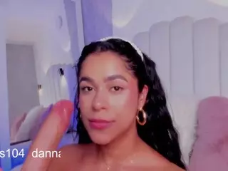Danna01ross's Live Sex Cam Show