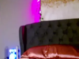 BriannaBrave's Live Sex Cam Show