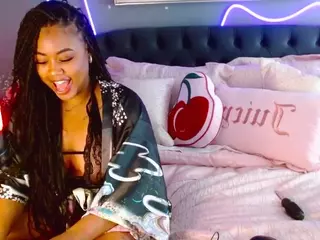 BriannaBrave's Live Sex Cam Show