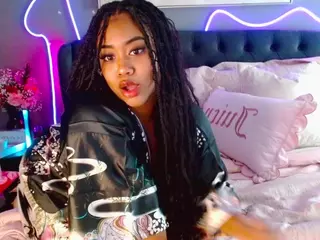 BriannaBrave's Live Sex Cam Show