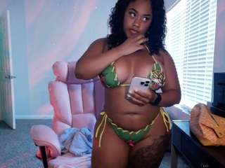 Live cam show with BriannaBrave