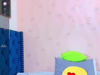 ANTONELLA's Live Sex Cam Show