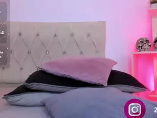 Valeriie21's Live Sex Cam Show