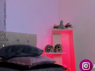 Valeriie21's Live Sex Cam Show