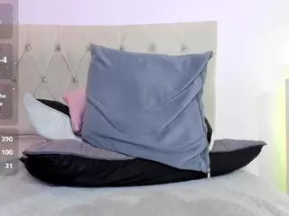 Valeriie21's Live Sex Cam Show