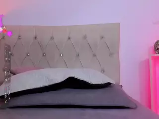 Valeriie21's Live Sex Cam Show