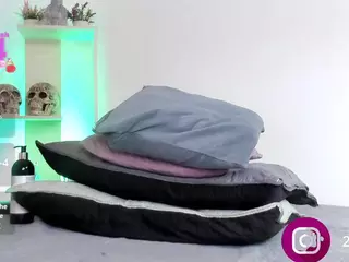 Valeriie21's Live Sex Cam Show