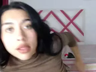 CristalTowers's Live Sex Cam Show