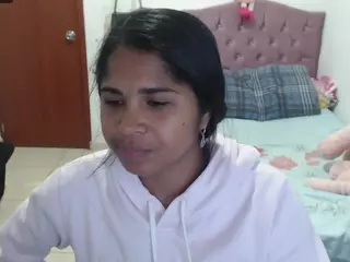 kiara-williambk's Live Sex Cam Show