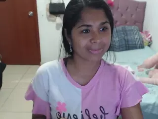 kiara-williambk's Live Sex Cam Show
