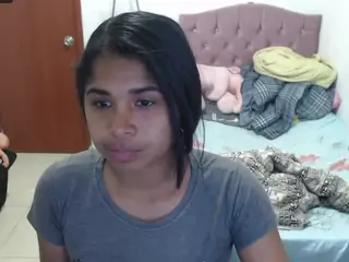 kiara-williambk's Live Sex Cam Show