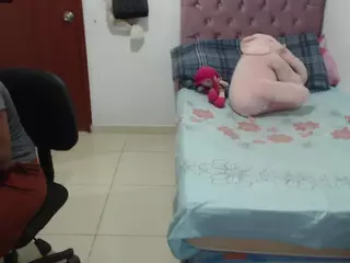 kiara-williambk's Live Sex Cam Show
