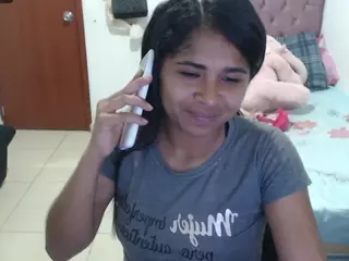 kiara-williambk's Live Sex Cam Show