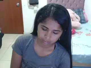 kiara-williambk's Live Sex Cam Show