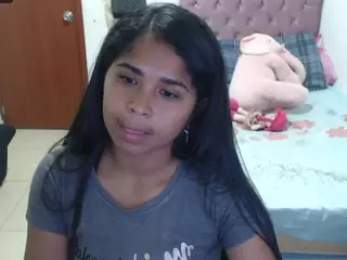 kiara-williambk's Live Sex Cam Show