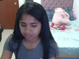 kiara-williambk's Live Sex Cam Show