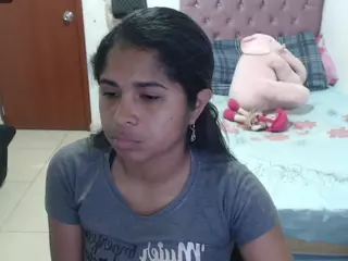 kiara-williambk's Live Sex Cam Show