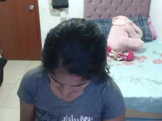 kiara-williambk's Live Sex Cam Show