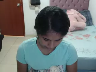 kiara-williambk's Live Sex Cam Show