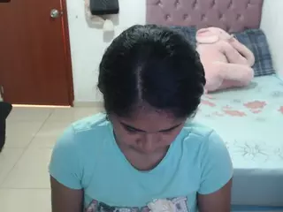 kiara-williambk's Live Sex Cam Show