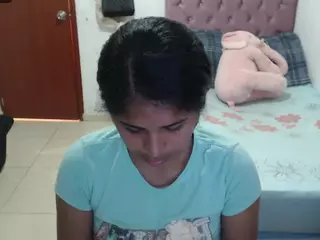 kiara-williambk's Live Sex Cam Show