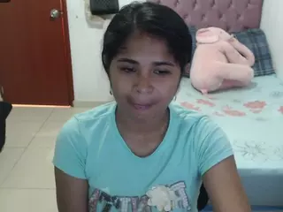 kiara-williambk's Live Sex Cam Show