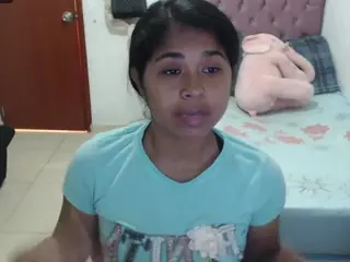 kiara-williambk's Live Sex Cam Show