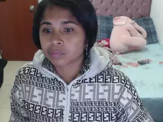 kiara-williambk's Live Sex Cam Show