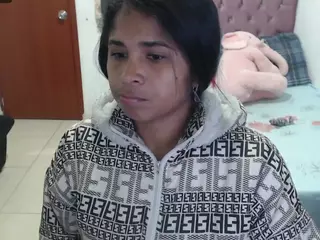 kiara-williambk's Live Sex Cam Show