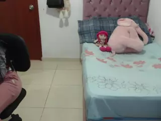 kiara-williambk's Live Sex Cam Show