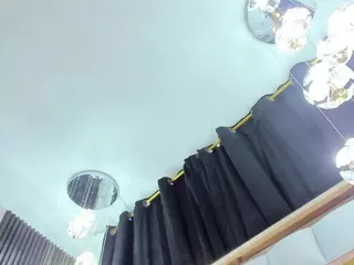 SarayRoyse's Live Sex Cam Show