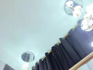 SarayRoyse's Live Sex Cam Show