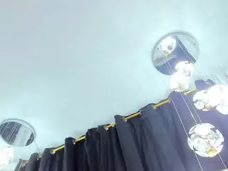 SarayRoyse's Live Sex Cam Show