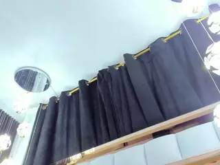 SarayRoyse's Live Sex Cam Show