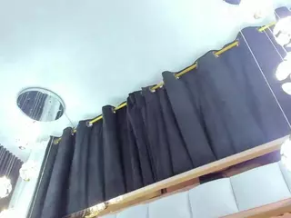 SarayRoyse's Live Sex Cam Show