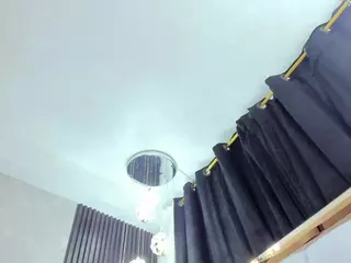 SarayRoyse's Live Sex Cam Show