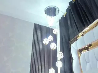 SarayRoyse's Live Sex Cam Show