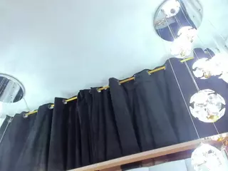 SarayRoyse's Live Sex Cam Show
