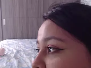 sweetdesires's Live Sex Cam Show