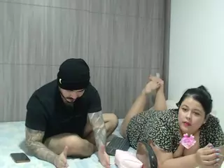 sweetdesires's Live Sex Cam Show