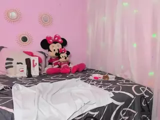 taste-biigass's Live Sex Cam Show