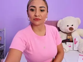 taste-biigass's Live Sex Cam Show