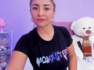 taste-biigass's Live Sex Cam Show