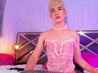 Danttee's Live Sex Cam Show