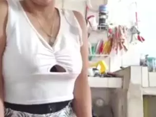 karlapum's Live Sex Cam Show