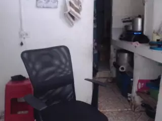 karlapum's Live Sex Cam Show