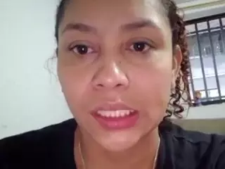 karlapum's Live Sex Cam Show